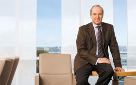 Dr. Karl-Ludwig Kley &ndash; Chairman of the Executive Board of Merck KGaA (photo)