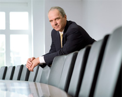 Dr. Karl-Ludwig Kley &ndash; Chairman of the Executive Board of Merck KGaA (photo)