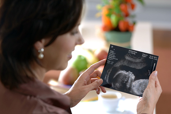 Work-life balance | Our employees at numerous sites can make use of parental leave. (Picture)
